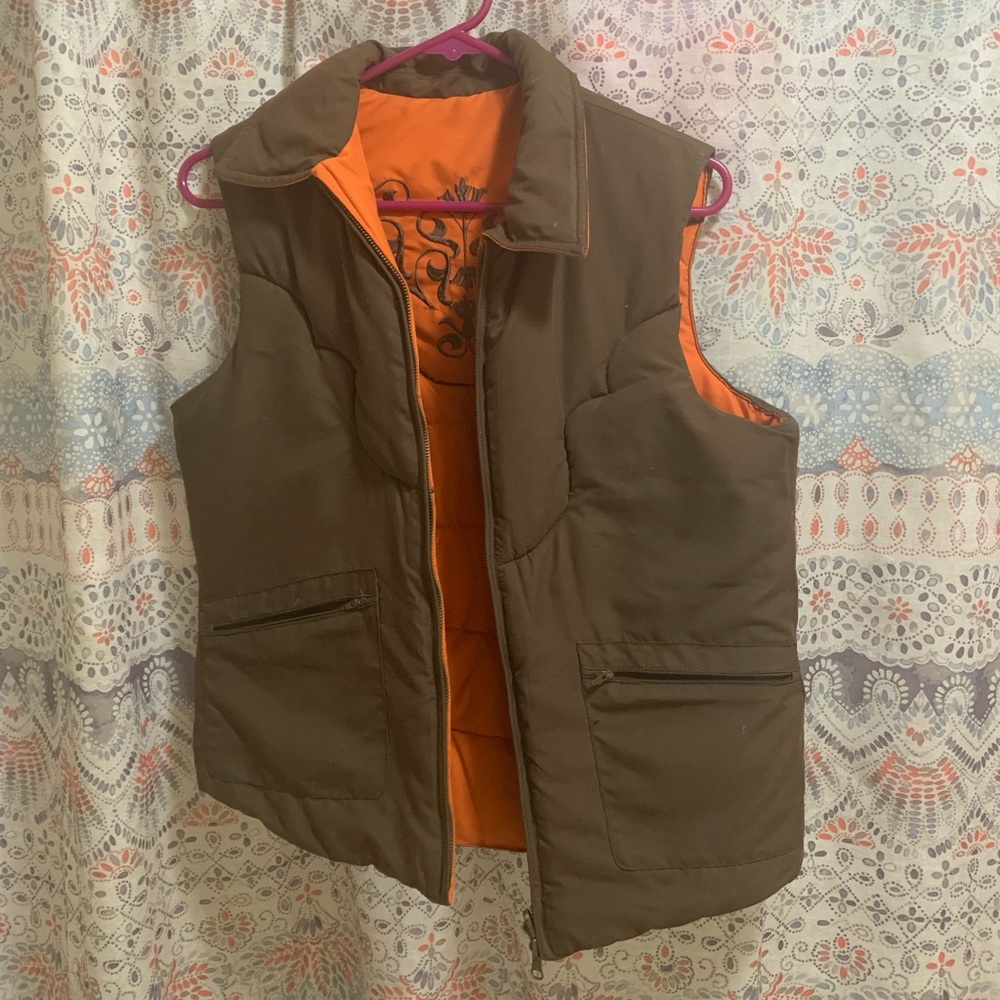 Reversible vest